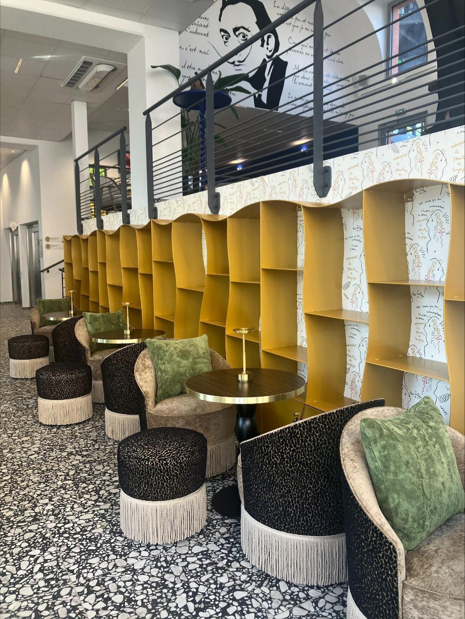Dali Hotel Монтобан Экстерьер фото
